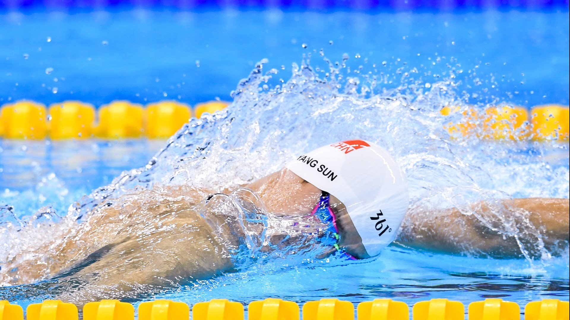 梅西重要时刻锐不可当，IG带队取胜！赛场气氛高涨