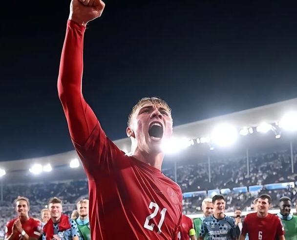 莱万多夫斯基遭遇五连败,公牛教练面临压力! 莱万多夫斯基遭遇五连败,公牛教练面临压力!